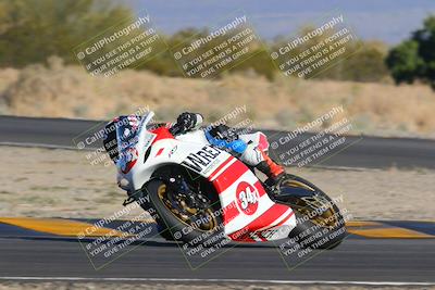 media/Dec-04-2022-CVMA (Sun) [[e38ca9e4fc]]/Race 9 Supersport Middleweight Shootout/